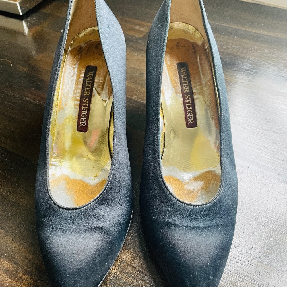 Black Peau De Soie (satin) heals, Size 9